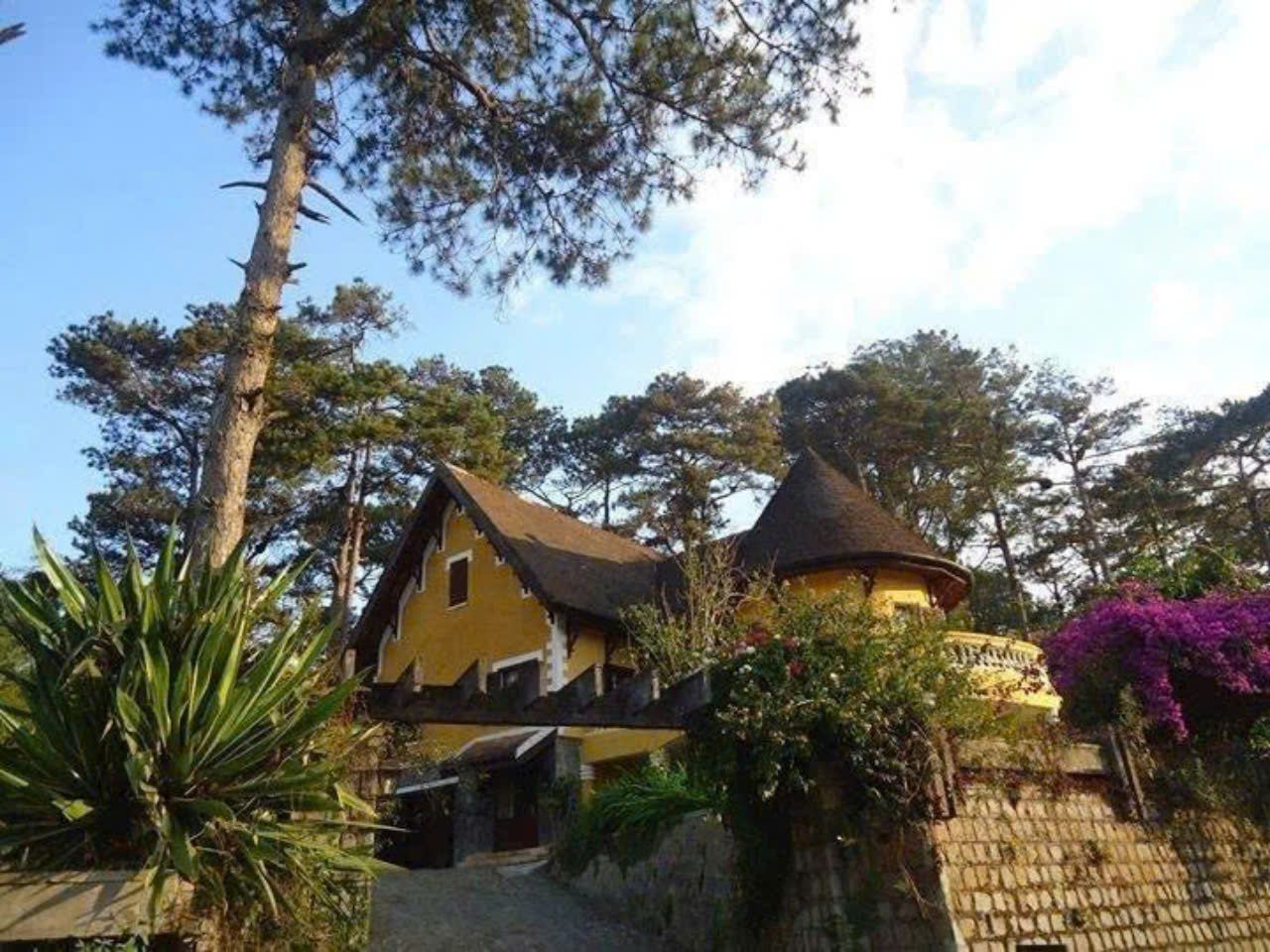 BIỆT THỰ  ĐẸP,  TẠI KQH NGÔ QUYỀN - BẠCH ĐẰNG, CÁCH HỒ XUÂN HƯƠNG 3KM, GIA 17TỶ