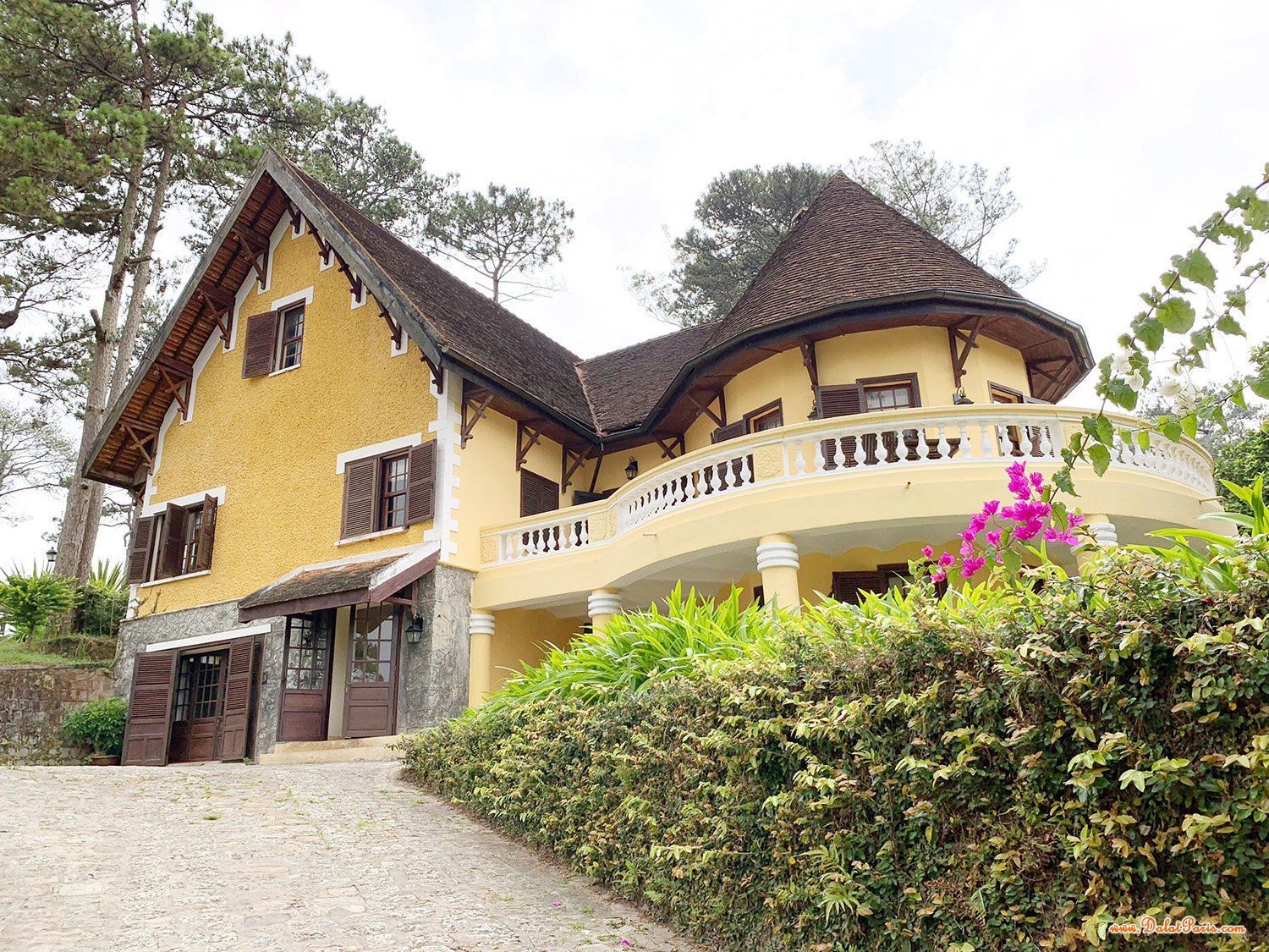 Đất Biệt thự đường trần Đại Nghĩa, Phường 8, gần trung tâm tp Đà lạt, Cách Hồ xuân hương 3km, cách trục đường chính 50m, thích hợp an cư nghỉ dưỡng, giá 5,9tỷ