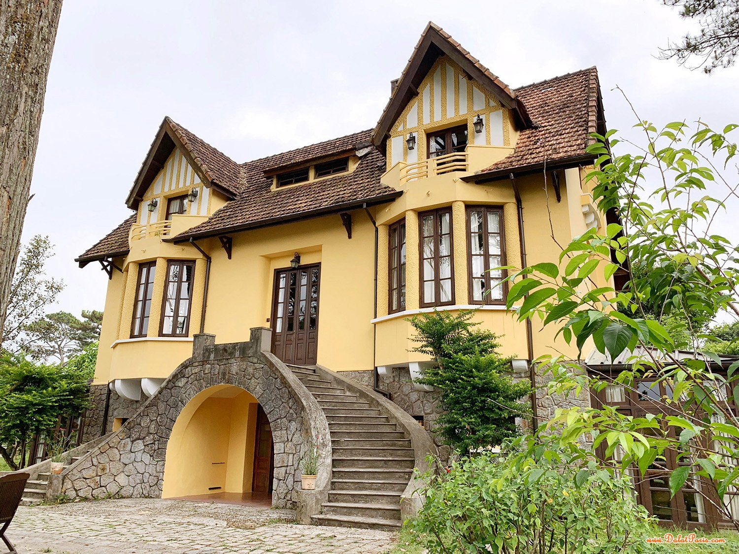 Đất biệt thự đường lương đình của, phường 11, gần trung tâm Trung tp đà lạt, cách trục đường chính 30m, cách hồ xuân hương 6km, giá 6,1tỷ